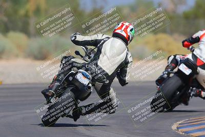 media/Sep-25-2023-Moto Forza (Mon) [[81ffa65e0a]]/B-C Group/Session 4 (Turn 2 Backside)/